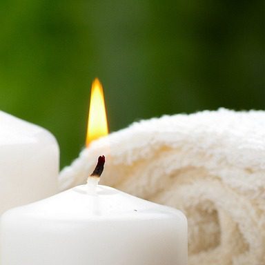 candle-6002502_640